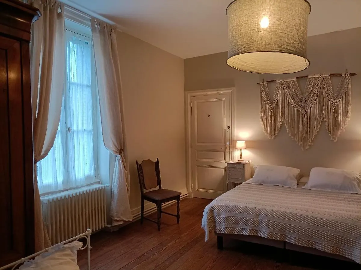 Chateau D'Arfeuilles Chambres Et Tables D'Hotes Frankreich